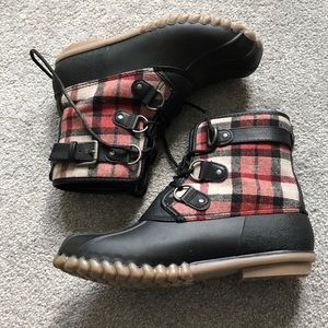 Baretraps boots